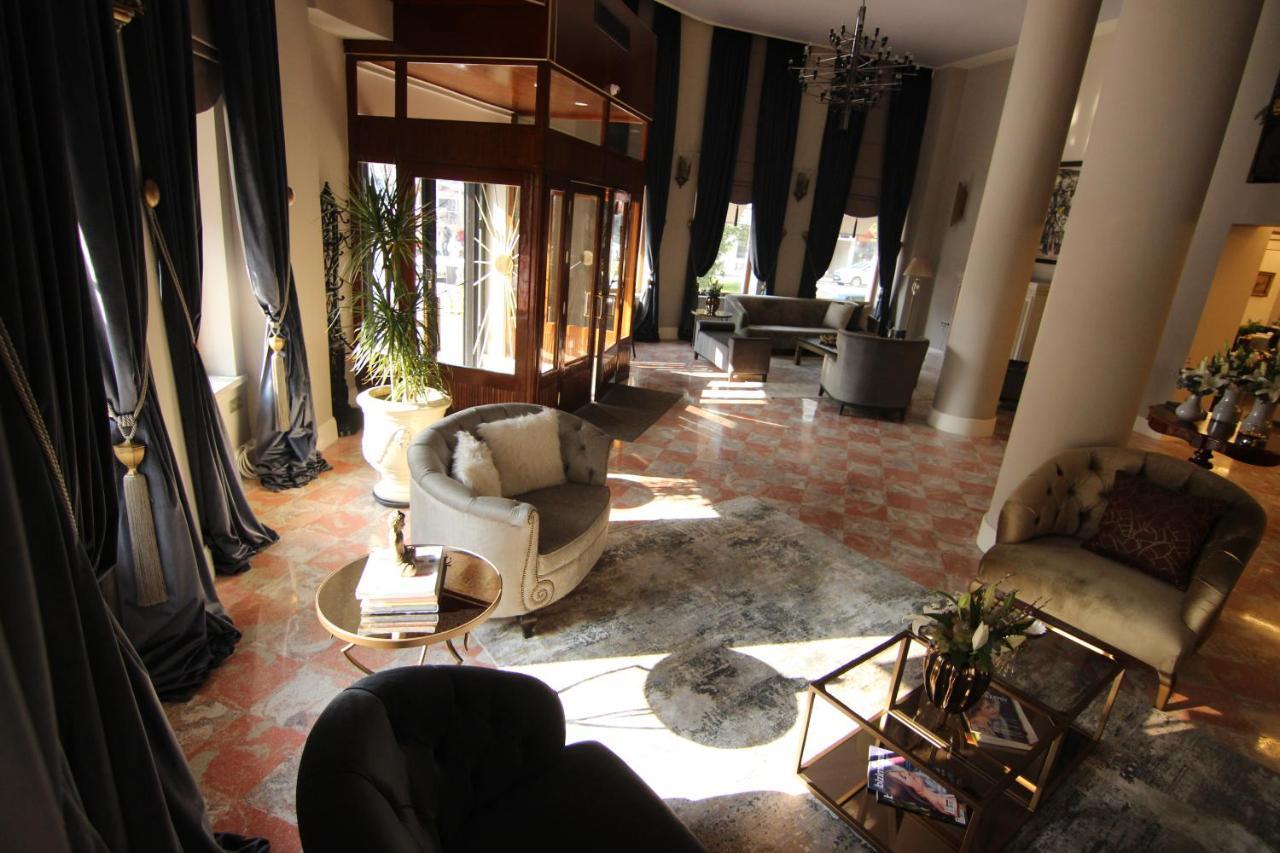 Atlas Oteli Izmir Bagian luar foto